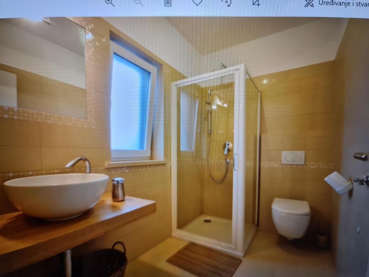 Apartmani Val プーラ エクステリア 写真